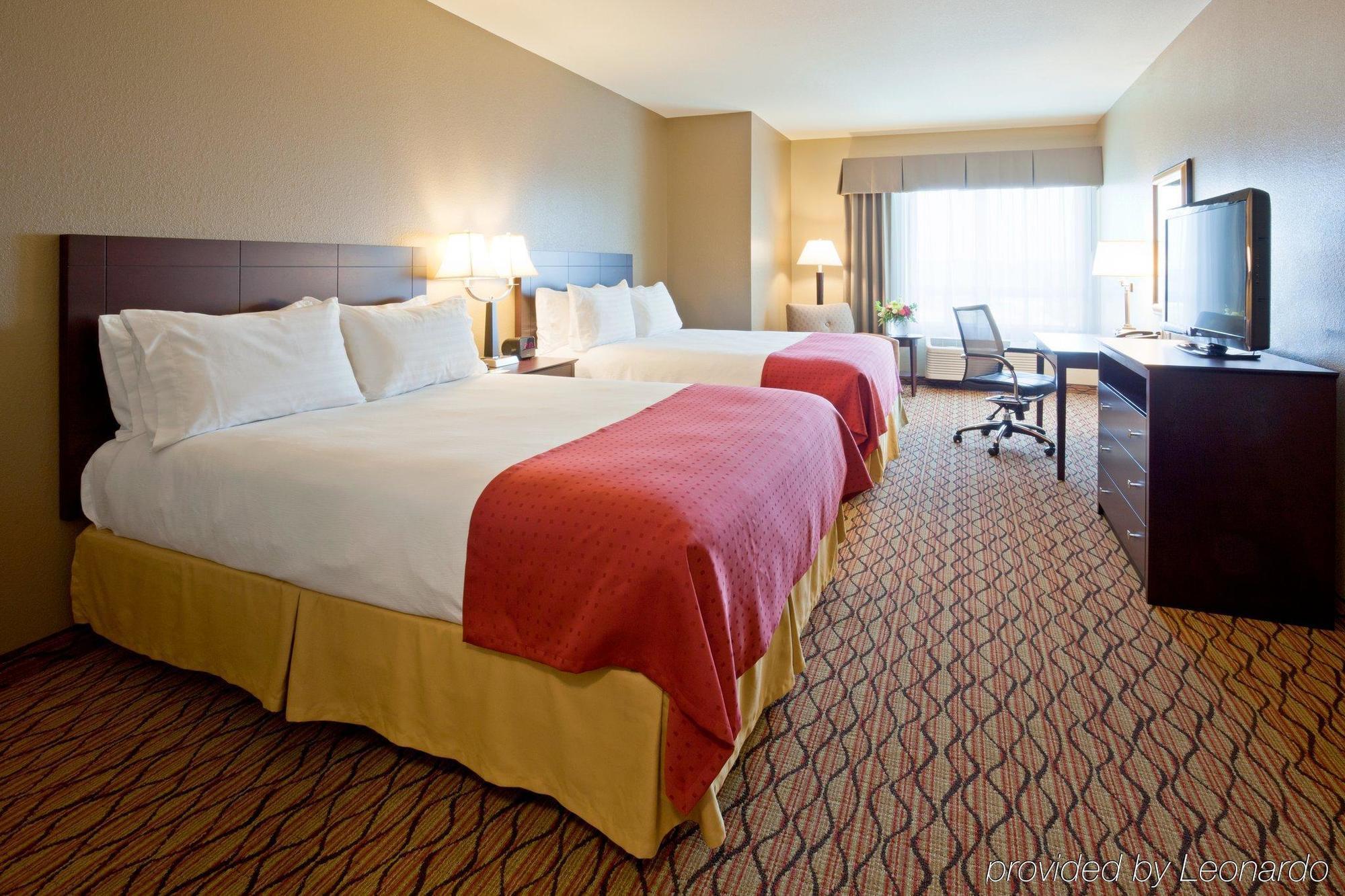 South I-94 By Ihg Hotel 3*